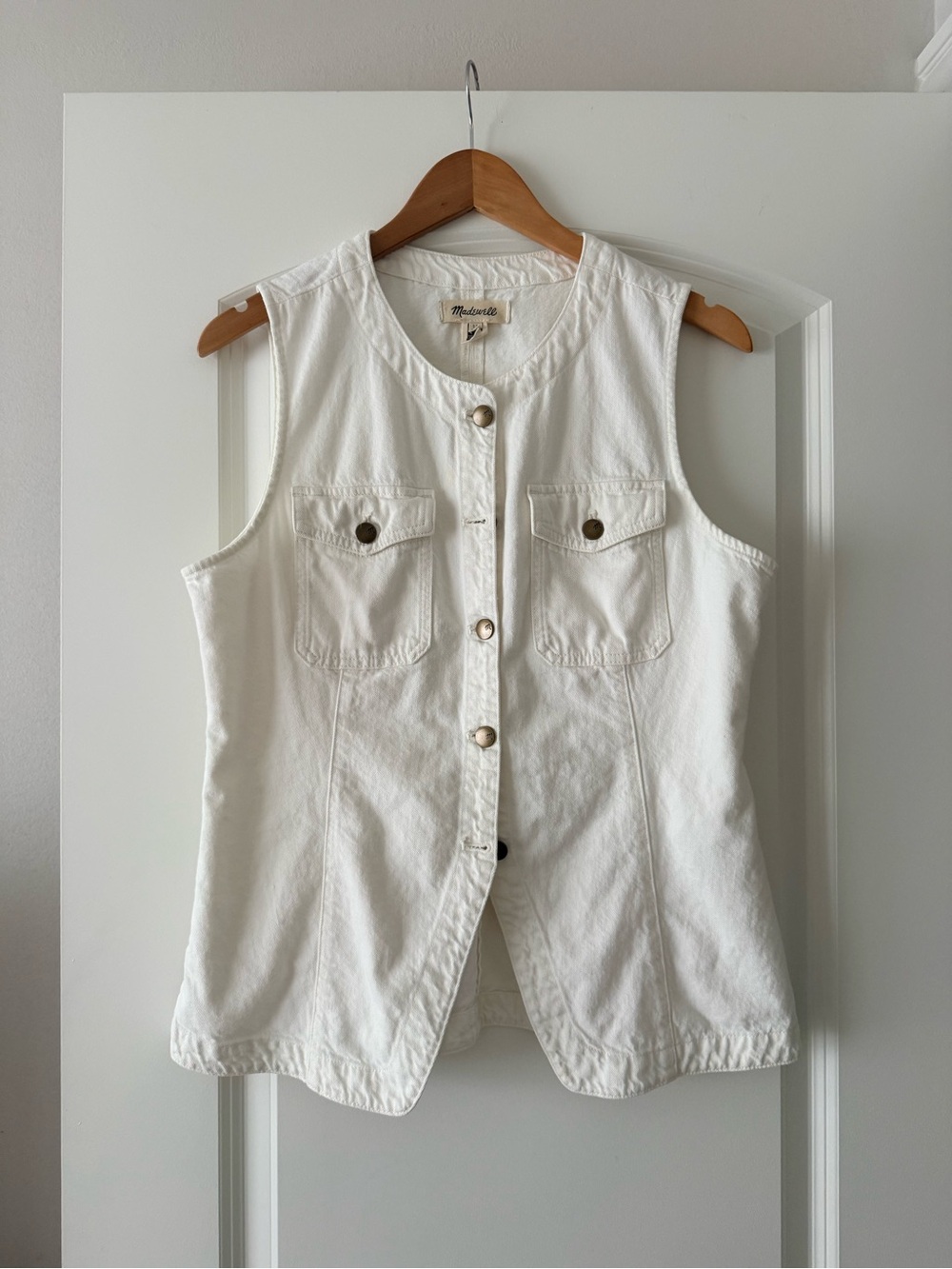 Madewell Cream Button-Front Sleeveless Utility Vest